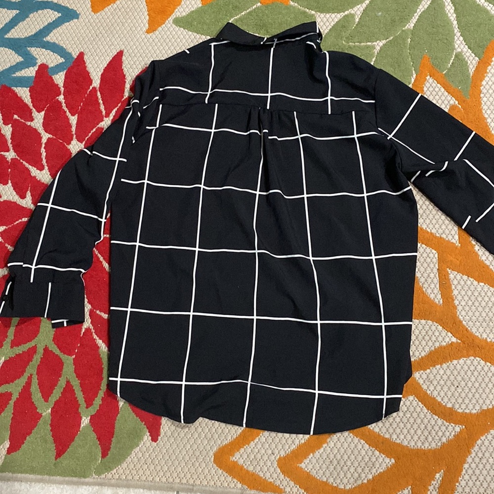 PlaidButton blouse - Picture 5 of 10